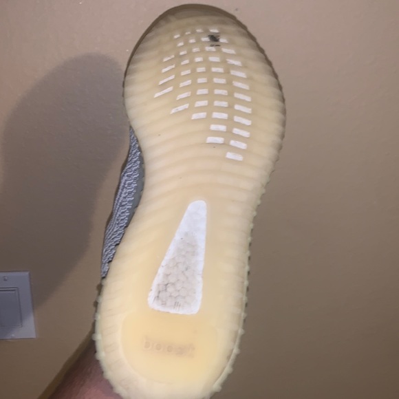 Yeezy Boost 350 - Picture 6 of 9